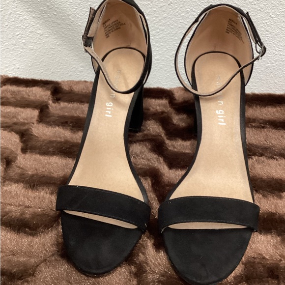 Madden girl BELLA BLACK size 8.5 - Picture 2 of 5